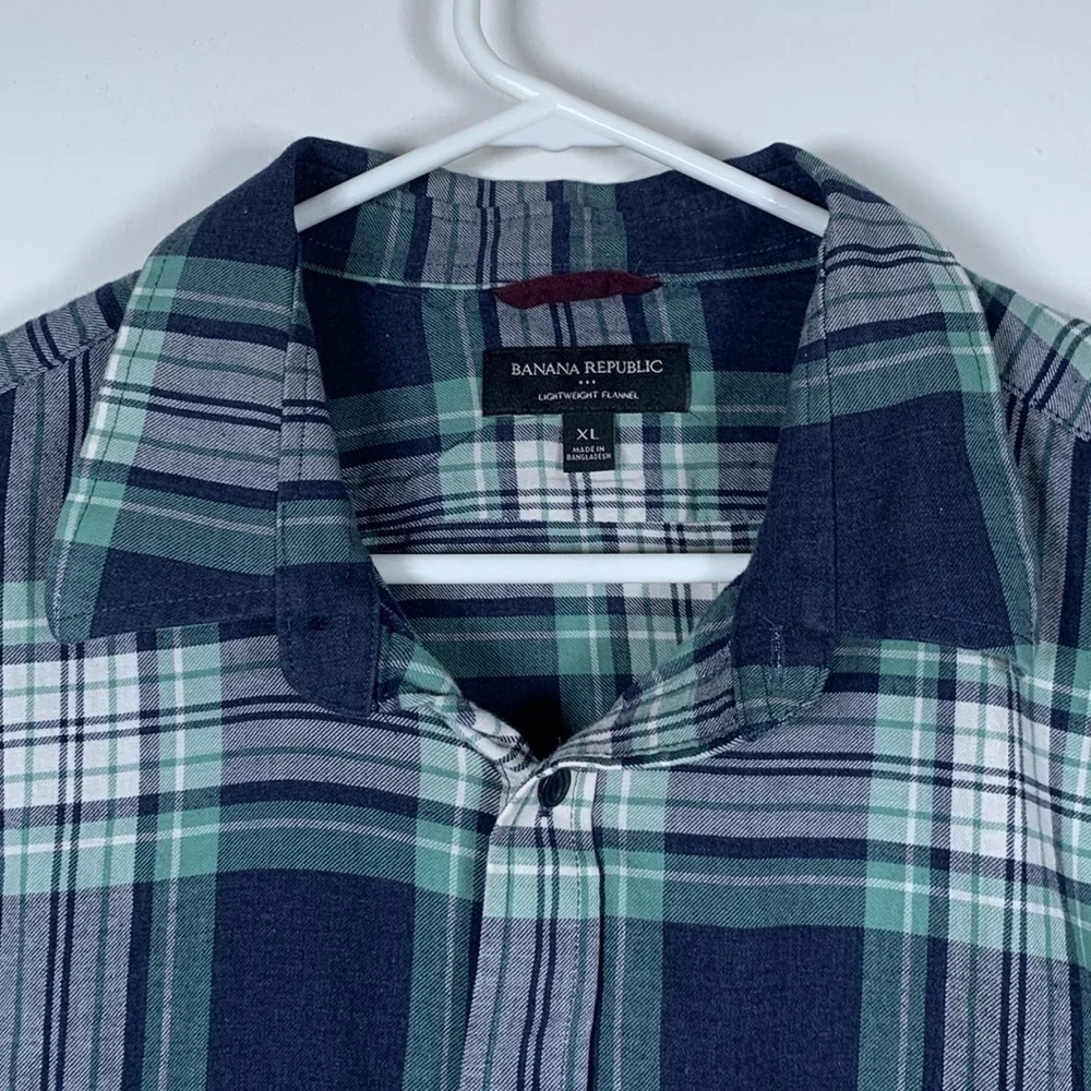 Banana Republic Blue Green Plaid Button Down Shirt Size Med EUC #DS-1634
